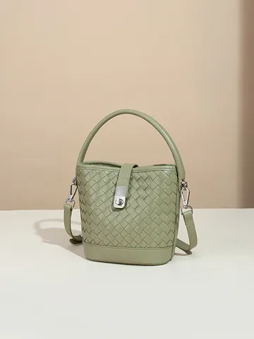 Sac Seau en Cuir PU Tissé à la Main pour Femmes Sac à Bandoulière Minimaliste Avec Verrou en Métal Sac à Main de Bureau Femme