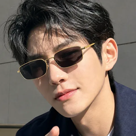 Retro Narrow Square Frame Metal Sunglasses For Women Men UV400 Protection Fashion Street Style Outdoor Beach Sun Glasses Accessory