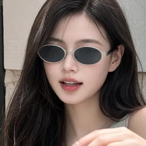 Retro Ovaal Metalen Montuur PC Lens Zonnebril Voor Dames Mode UV400 Zonbescherming Bril Luxe Trendy Eyewear