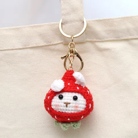 Handgemaakte Gehaakte Aardbei Konijn Pluche Garen Sleutelhanger Schattige Gebreide Pop Tas Hanger Bedel Voor Vrouwen Cadeau