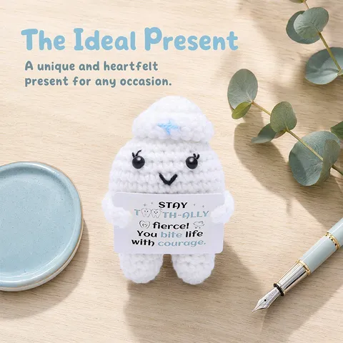 Handgemaakte Gehaakte Wol Tand Pop Leuke Zuster Pluche Speelgoed Met Wimpers En Inspirerende Kaart Voor Kinderkamer Huisdecoratie