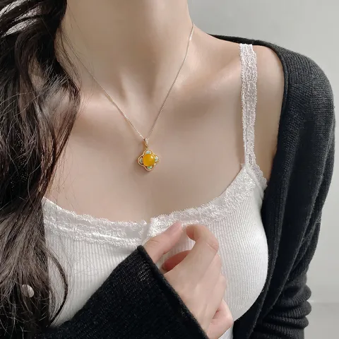 Vintage 925 Sterling Silver Four-Petal Flower Pendant Only Delicate Enamel Rhinestone Decorative Elegant Pendant For Women Jewelry