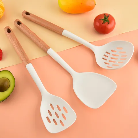 Set Skeuōn Kouzinas apo Silikoni me Xylino Cherouli Anti-stick Anthektiko sti Thermotita Spatula kai Koutali Soupas