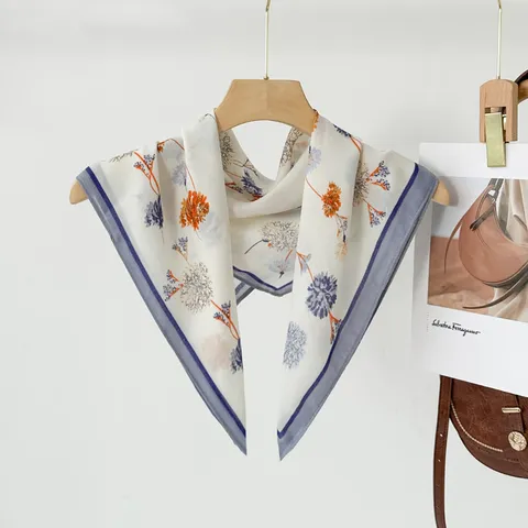 Foulard Quadrato in Raso di Seta alla Moda da Donna Retro Floreale Paisley Stampato Foulard da Collo Elegante Foulard per Uso Quotidiano