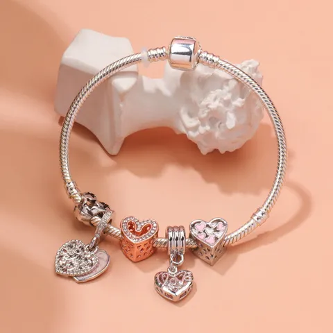 European Style Rose Gold Alloy Charm Bracelet For Women Heart Rhinestone Snake Chain Beaded Bracelet Jewelry Gift