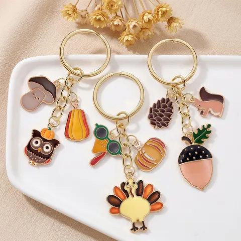 Alloy Thanksgiving Keychain Turkey Pumpkin Pinecone Pendant Enamel Drip Oil Animal Bag Charm Autumn Festival Jewelry Accessory Gift For Women