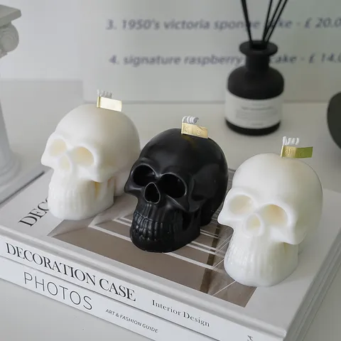 Halloween Skull Scented Candle Handmade Soybean Wax Gothic Skeleton Head Aroma Candle For Home Decor Party Gift