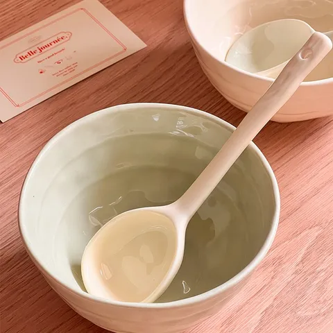 Bol à Riz en Céramique Minimaliste Avec Cuillère Émaillé en Couleur Style Ins Ménage Petit-Déjeuner Yaourt Salade de Fruits Bol à Dessert