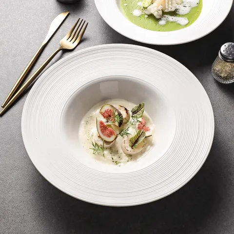 Assiette à Pâtes en Céramique Minimaliste Bol à Soupe Profond Plat Chapeau de Paille Vaisselle Moderne Pour Cuisine et Salle à Manger