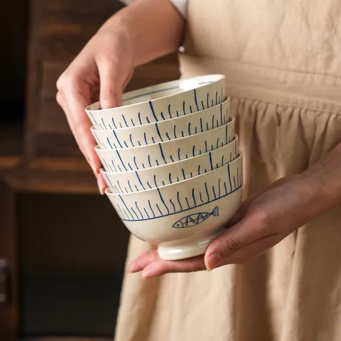 Bol a Riz en Ceramique de Style Japonais Bol a Soupe Vaisselle Menagere Sous Glacure Peint a la Main Motif Poisson