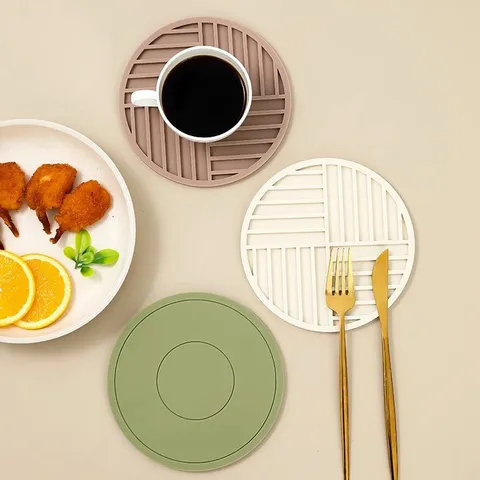 Silicone Heat Resistant Insulation Pad Thickened Non-Slip Table Mat Pot Holder Bowl Mat Kitchen Dining Table Protector