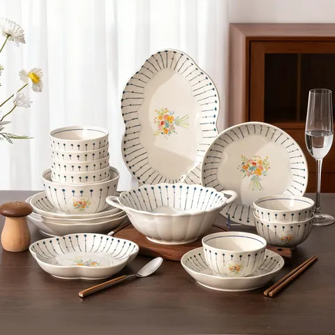Service de Vaisselle en Céramique Sous Glaçure de Luxe Français Rayure Bleue Motif Floral Bol Assiette pour Cuisine Restaurant