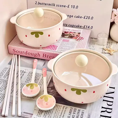 Bol de Nouilles Instantanées en Céramique Fraise Mignonne Avec Couvercle Cuillère Baguettes Grand Bol à Soupe Pour Vaisselle de Cuisine