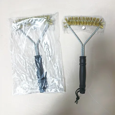 Triangle Copper Plated Wire BBQ Brush Heavy Duty Grill Cleaning Brush With Long Handle Outdoor Barbecue Cleaning Tool