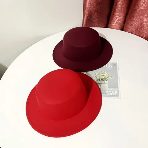 Chapeau Fedora Plat de Style Britannique Femmes Hommes Unisexe Rétro Laine Décontracté Polyvalent Bord Court Chaud d'Hiver