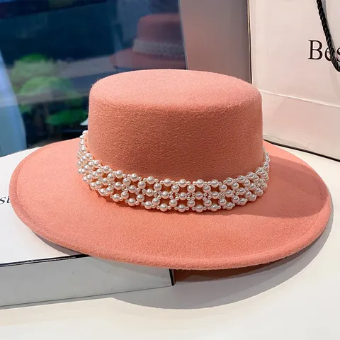 Femmes Vintage Britannique Laine Feutre Chapeau Plat Élégant Chaîne de Perles Fedora Chapeau Hiver Chaud Mode Chapeau Melon