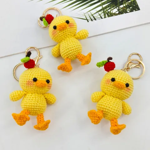 Handmade Crochet Duck Keychain Cute Wool Yarn Animal Cartoon Pendant Bag Charm Key Ring Gift For Friends