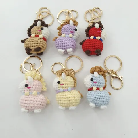 Handmade Crochet Wool Yarn Horse Pendant Keychain Cute Animal Key Ring Bag Charm Gold Tone Hardware Accessories Gift