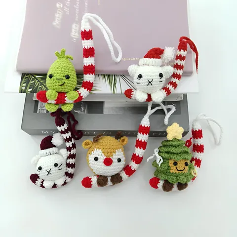 Handmade Crochet Wool Christmas Tree Reindeer Bear Keychain Cute Cartoon Bag Pendant Holiday Gift Accessories
