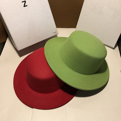 Chapeau en Feutre de Laine à Calotte Plate Vintage Français pour Femmes Automne Hiver Élégant Fedora de Style Britannique pour Bijoux