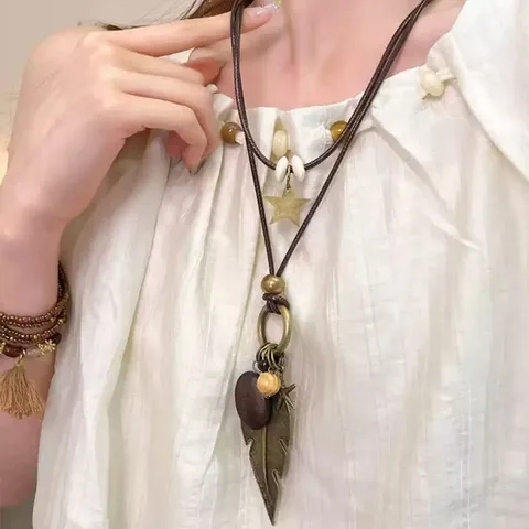 Bohemian Retro Leather Pendant Necklace Multi-Layer Copper Chain Leaf Star Beaded Statement Jewelry For Women