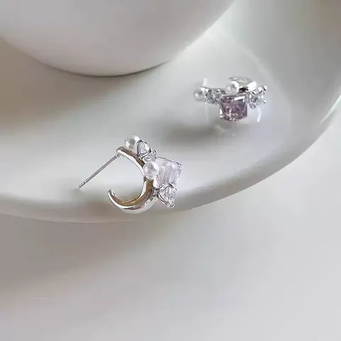 Koreanischer Stil Schicke Quadratische Kristall Perle Ohrstecker Legierung Strass Geometrischer Schmuck Für Damen