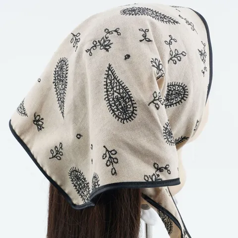 Women Vintage Ethnic Paisley Floral Embroidered Triangle Headband Breathable Nylon Hair Band Fashion Scarf