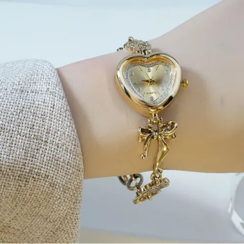 Women Quartz Watch Vintage Love Heart Bracelet Watch Gold Bowknot Flower Fashion Wristwatch Rhinestone Ladies Gift