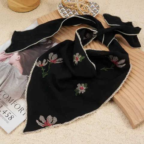 Women Vintage Literary Embroidered Triangle Scarf Nylon Floral Lace Trim Bandana Headwear Hair Accessories