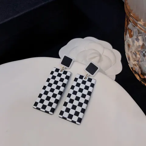 Schwarz Weiß Schachbrettmuster Geometrische Acryl Ohrstecker Mit 925 Sterlingsilber Ohrstecker-Stift Retro Mode Schmuck Geschenk