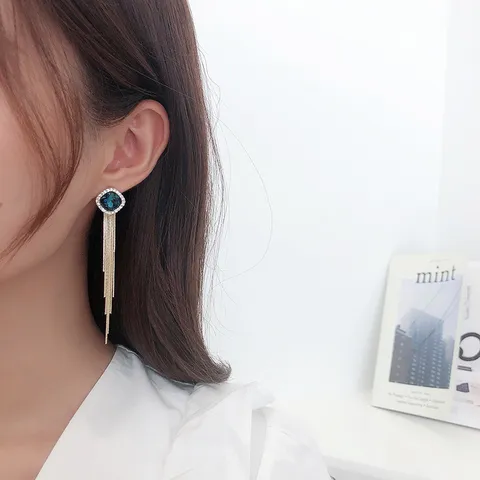 Koreanischer Stil Geometrisch Strass Rautenform Lange Quaste Ohrringe Legierung Kette Hängende Ohrringe Modeschmuck Für Damen