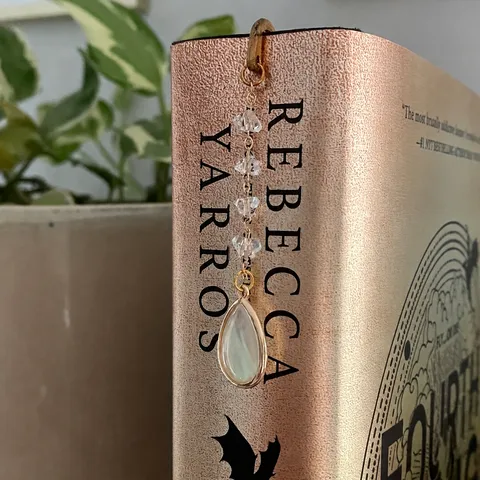 Vintage Metal Bookmark Teardrop Pendant Crystal Glass Bead Bookmark Office Reading Decorative Bookmark Gift