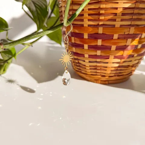 Crystal Sun Catcher Hanging Pendant Artificial Crystal Metal Sun Water Drop Ornaments For Home Plant Window Decor