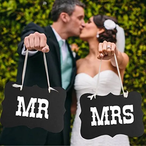 Mr E Mrs Matrimonio Carta Bandierine Banner Fidanzamento Accessori Photo Booth Sedia Cartello Sospeso Decorazioni per Feste