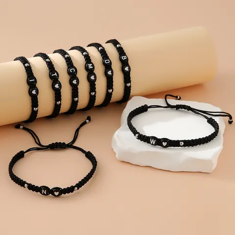 Braccialetto di Coppia a Cuore con Alfabeto Intrecciato a Mano per Donna Uomo Cavo in Nylon Minimalista Perla in Acciaio Inossidabile Nodo Piatto Gioielli Regalo