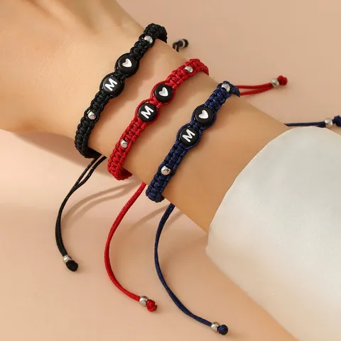 Braccialetto di Coppia a Cuore con Alfabeto Intrecciato a Mano per Donna Uomo Cavo in Nylon Minimalista Perla in Acciaio Inossidabile Nodo Piatto Gioielli Regalo