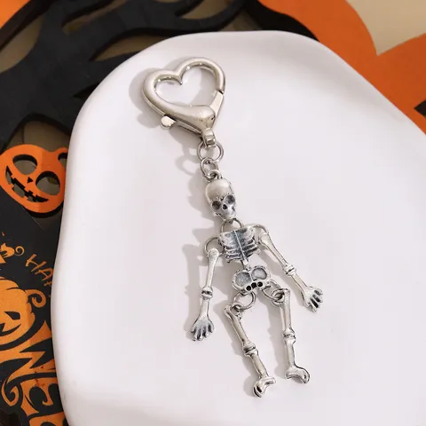 Porte-clés Gothique Squelette Crâne Lumineux Alliage de Zinc Cœur Anneau Clé Punk Halloween Bijoux Pendentif Cadeau
