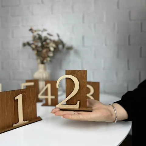 Targa con Numero da Tavolo in Legno Ornamento da Scrivania in Tiglio Decorazione da Tavola per Festa di Matrimonio Ristorante Casa
