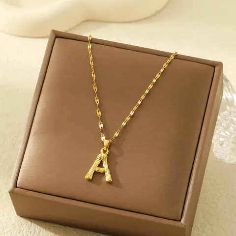 Minimalistische Roestvrijstalen 18K Vergulde Beginletter Hanger Halsketting Voor Vrouwen Mode Lipketting Alfabet Ketting Sieraden