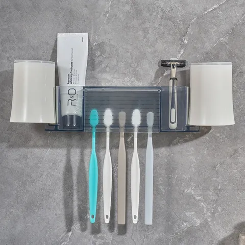 Portaspazzolino in Plastica Giapponese Minimalista Montaggio a Parete Senza Foro Supporto di Stoccaggio Bagno Organizzatore Rasoio Dentifricio Con Ganci Tazza Per Famiglia