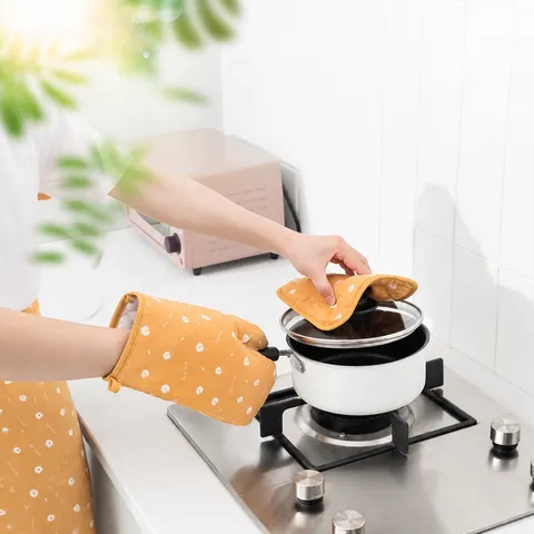 Modern Minimalist Printed Quilted Heat Insulation Oven Mitts Potholder Set Fabric Flower Polka Dot Plaid Daisy Kitchen Baking Gloves Home Table Decor Cooking Tool For Cooking Baking