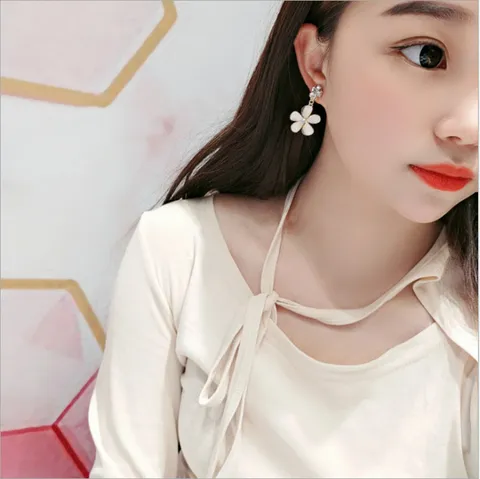 Koreanisch 925 Silber Nadel Gänseblümchen Blume Ohrstecker Minimalistisch Süß Floral Strass Legierung Ohrringe Für Damen Schmuck
