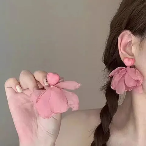 Übertriebene Urlaubsstil Stoff Blume Künstliche Perle Ohrstecker Handgemachte Floral Quaste Ohrringe Süß Chic Schmuck Geschenk Für Damen