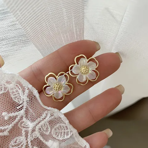 Koreanisch Retro Einfach Künstliche Perle Blume Ohrstecker Elegant Legierung Floral Schmuck Für Frauen Täglich Tragen