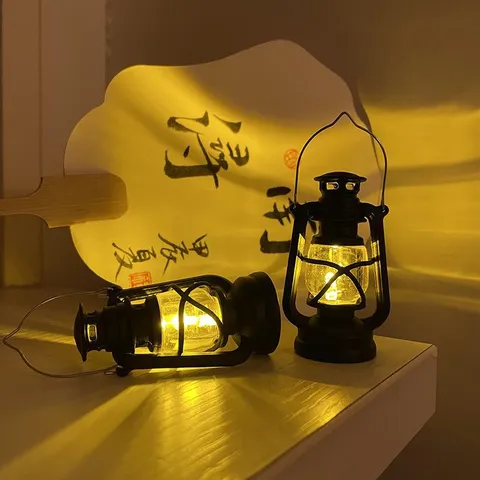 Retro Mini LED Handheld Night Light Vintage Kerosene Lamp Small Hanging Decoration Ambient Lighting Table Ornament