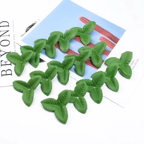 Foglie Verdi Artificiali Foglia Triangolo Fiore di Seta Fai da Te Composizione Floreale Matrimonio Decorazione Casa Accessori