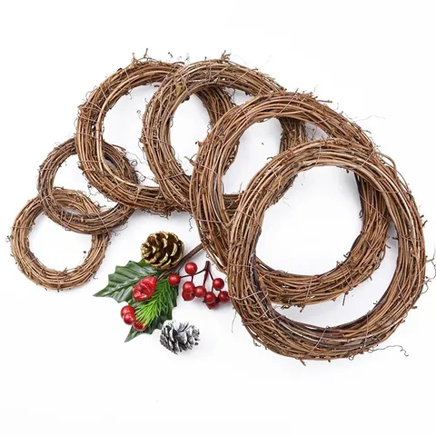 Couronne de Vigne en Rotin Naturel Fait Main Guirlande de Noël DIY Décoration Intérieure Ornement d'Artisanat