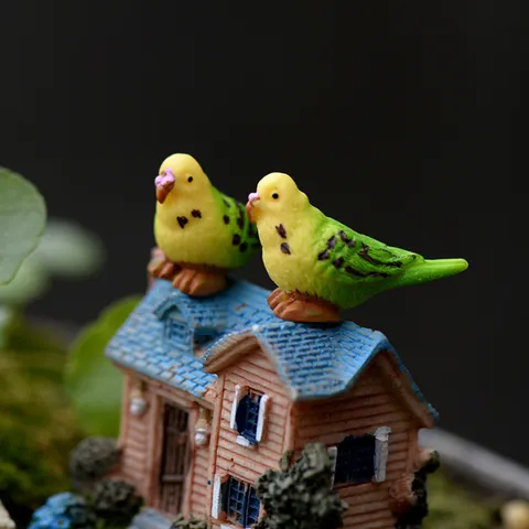 Cute Resin Parrot Miniature Figurine Colorful Little Bird Statue For DIY Micro Landscape Desktop Home Decor Crafts