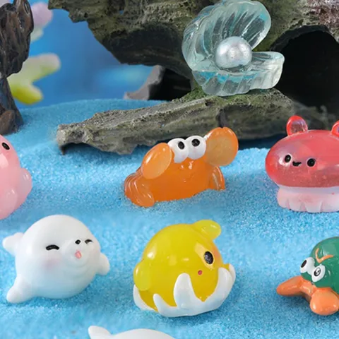 Cute Resin Sea Animal Figurines Miniature Ocean Creatures Ornaments For Micro Landscape Aquarium DIY Decor