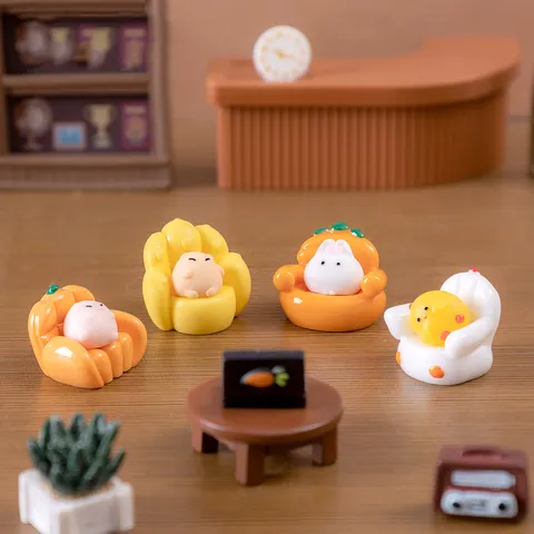 Micro Landscape Resin Miniature Animal Figurine Cute Cartoon Pig Rabbit Cat Dollhouse Home Desktop Decorative Ornament